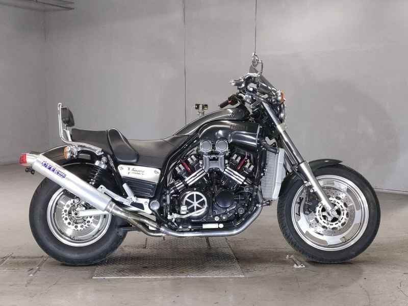 Yamaha V-Max 2000