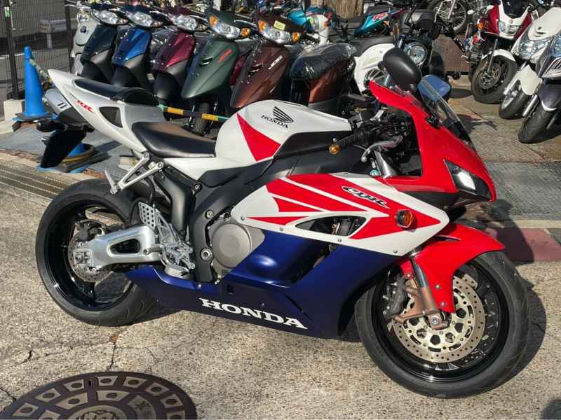 Honda CBR1000RR 2005