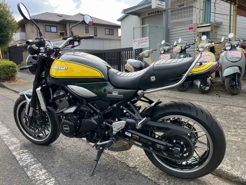 Kawasaki Z900RS 2024