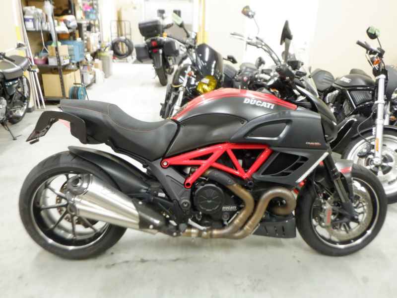 Ducati Diavel 2014