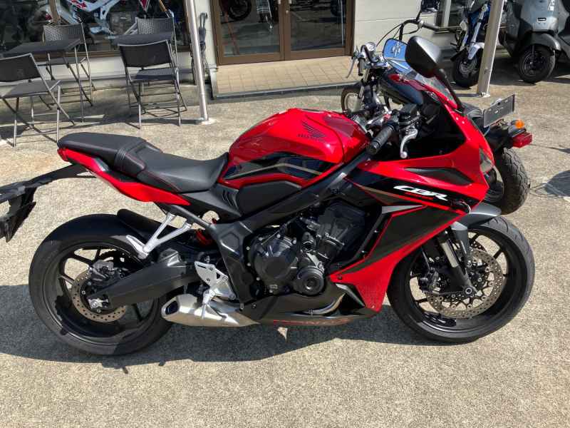 Honda CBR650R 2023