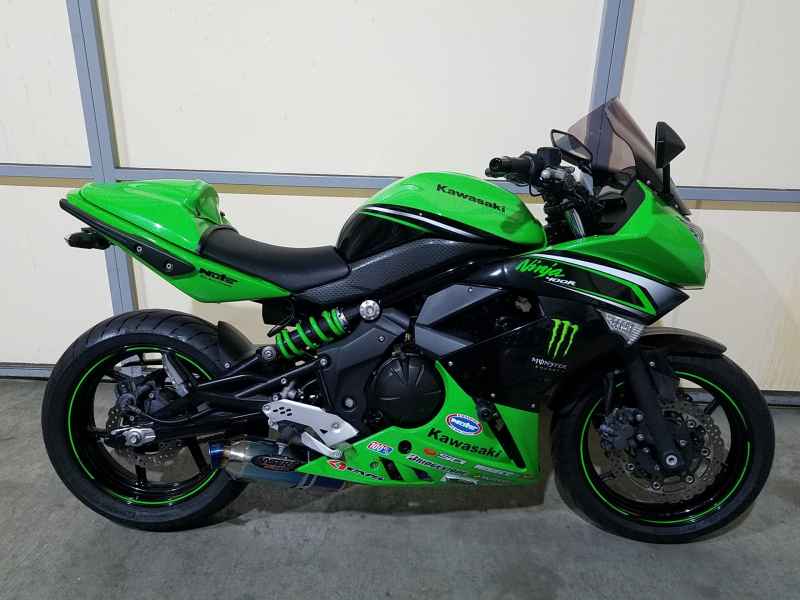 Kawasaki Ninja 400R 2011