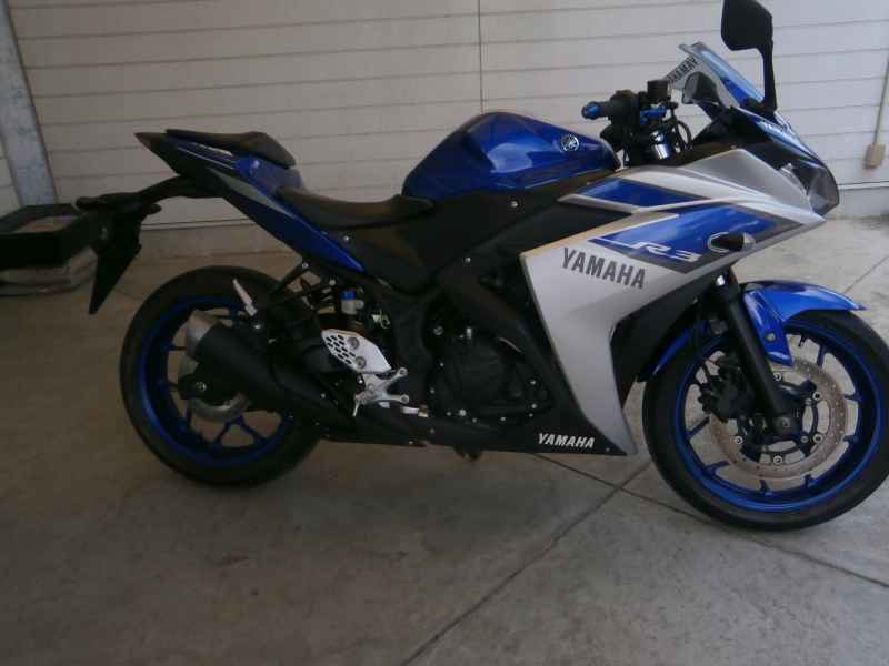 Yamaha YZF-R3 2015