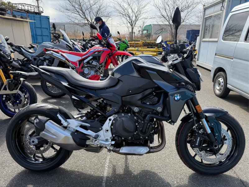 BMW F900R Standard 2025