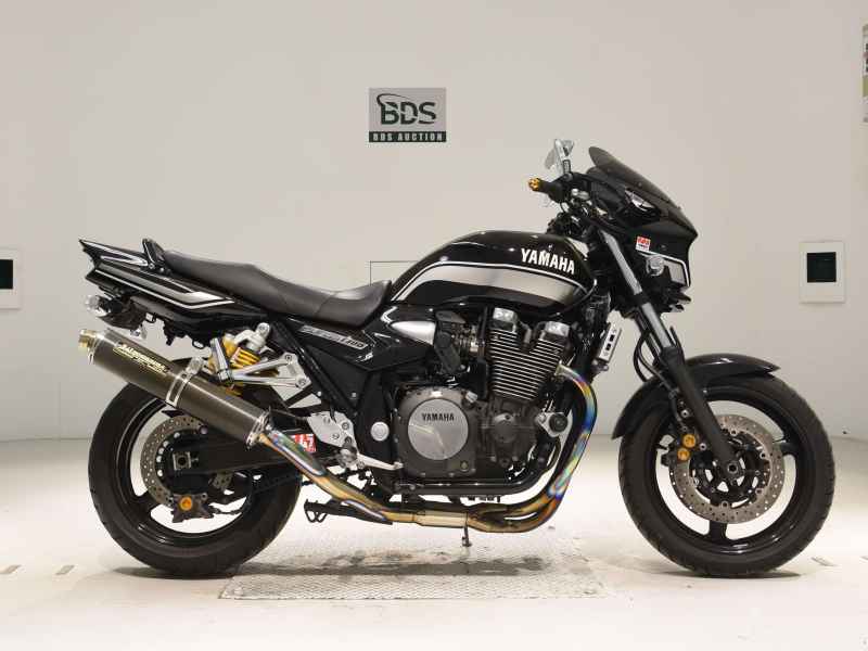 Yamaha XJR1300 2011