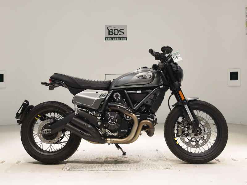 Ducati Scrambler Nightshift 2021