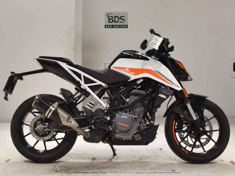 KTM 390 Duke 2022