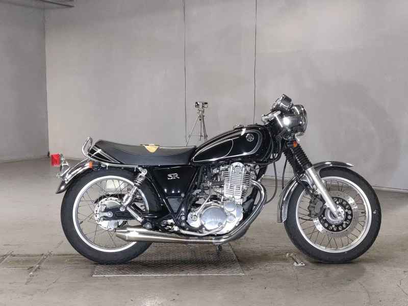 Yamaha SR400 2012