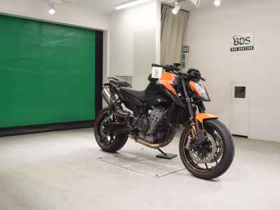 KTM 890 Duke 2021