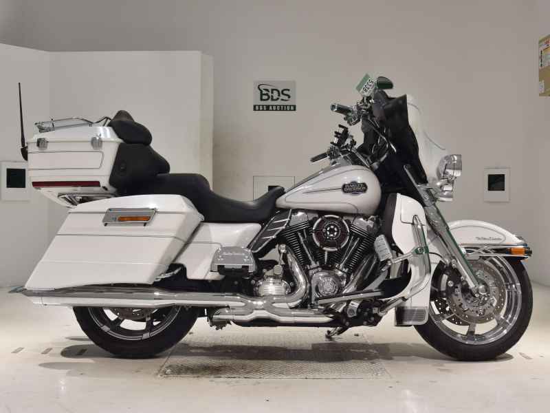 Harley-Davidson FLHTCU1690 2013