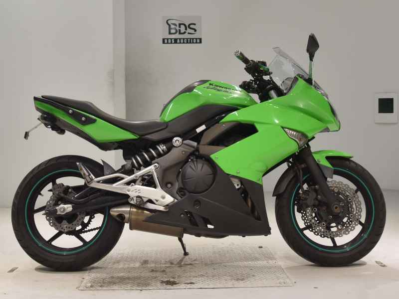 Kawasaki Ninja 400R 2011