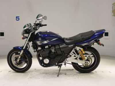 Yamaha XJR400R 2009