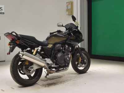 Honda CB400SFV Boldor 2013