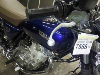 Yamaha SR400 2021