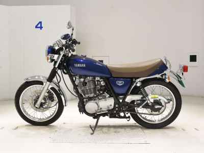 Yamaha SR400 2021