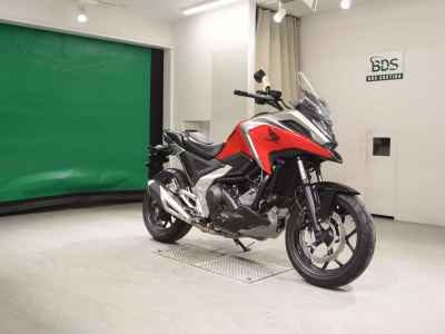 Honda NC750X DCT 2023