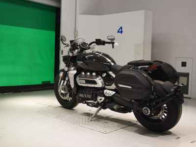 Triumph Rocket III R 2024