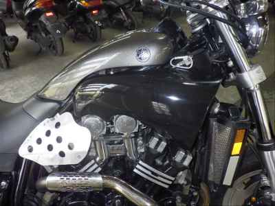 Yamaha V-Max 2000