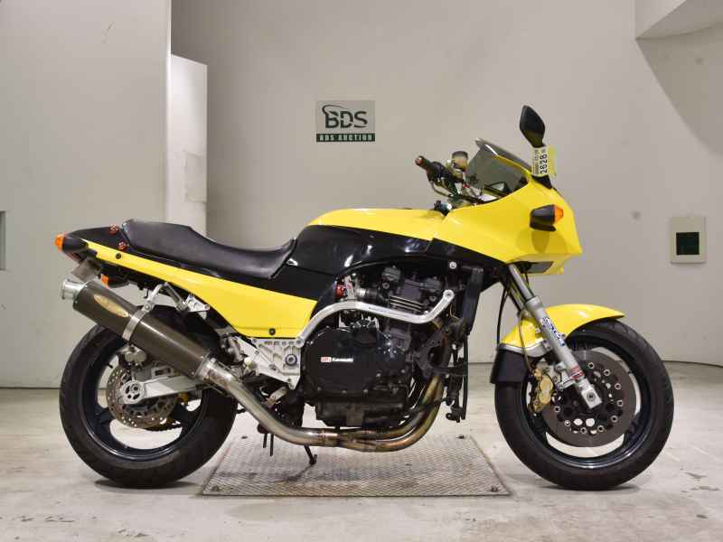 Kawasaki GPZ900R 1991