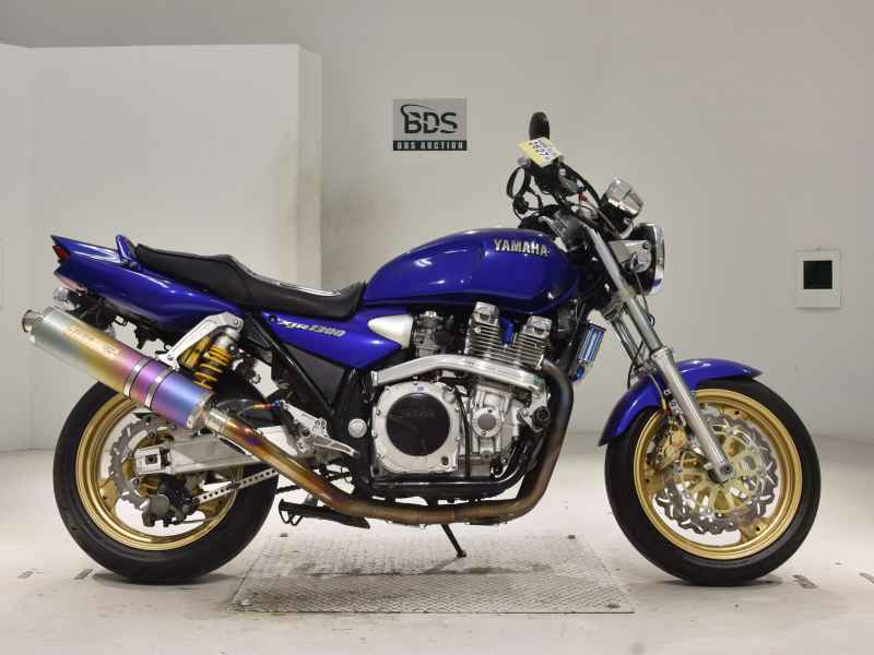 Yamaha XJR1300 2000