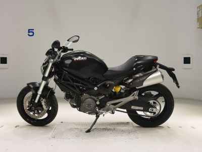 Ducati Monster 696 2013