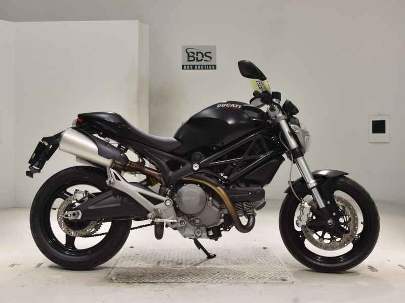 Ducati Monster 696 2013