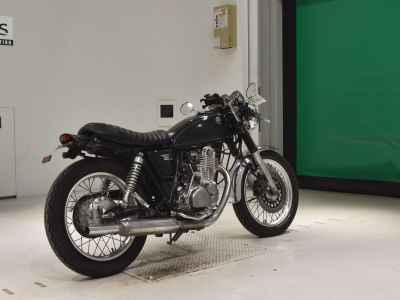 Yamaha SR400 2016