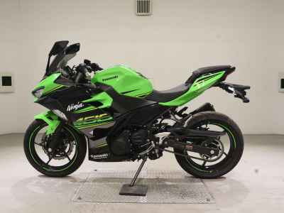 Kawasaki Ninja 400-2 2022