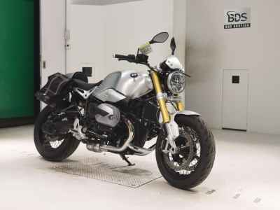 BMW R nineT 2023