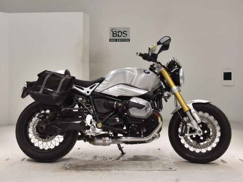 BMW R nineT 2023