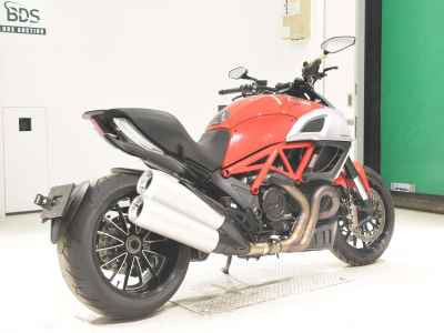 Ducati Diavel 2011