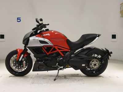 Ducati Diavel 2011