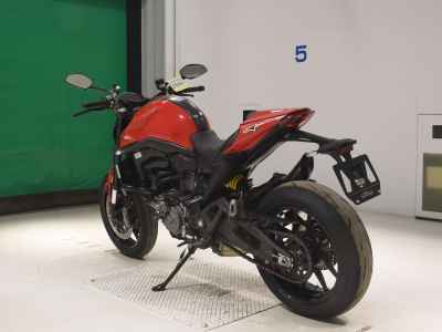 Ducati Monster 937+ 2022