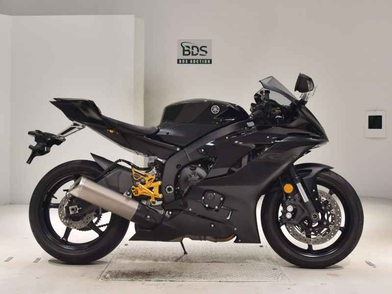 Yamaha YZF-R6 2021