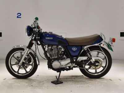 Yamaha SR400 2021