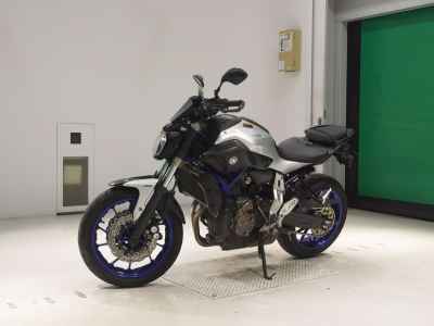 Yamaha MT-07 2015