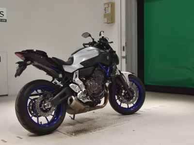 Yamaha MT-07 2015