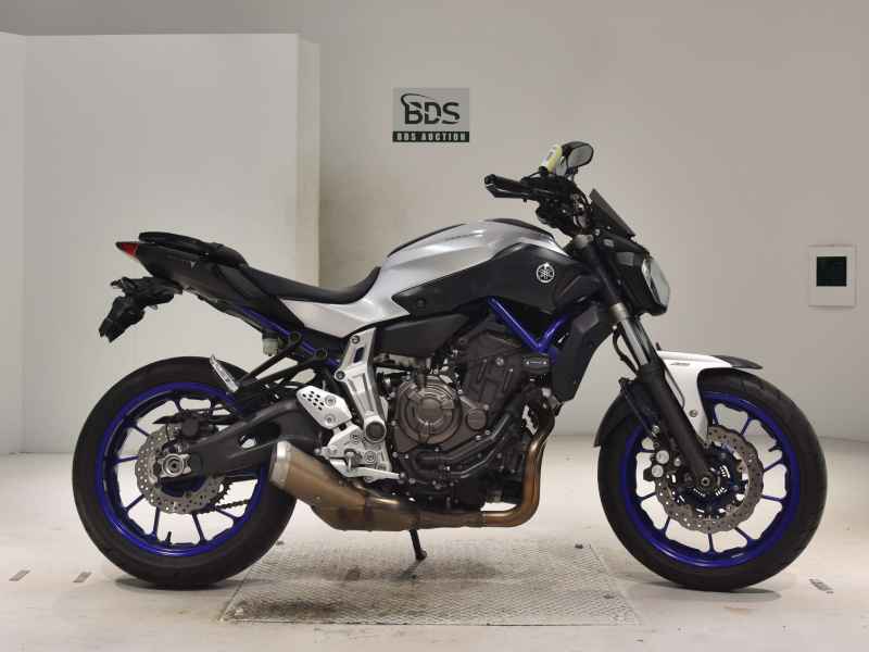 Yamaha MT-07 2015