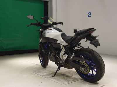 Yamaha MT-07 2015