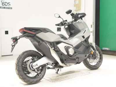 Honda X-Adv 750 2025