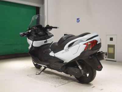 Suzuki Skywave 650LX 2013