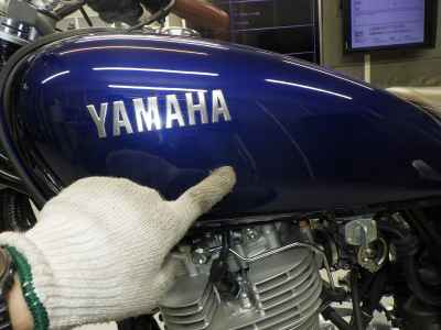 Yamaha SR400 2021