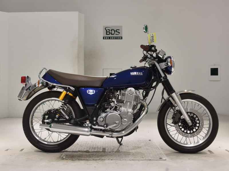 Yamaha SR400 2021