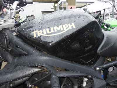 Triumph Street Triple R 2011