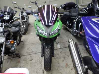 Kawasaki Ninja 400R 2011