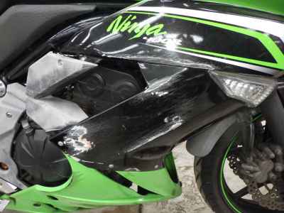 Kawasaki Ninja 400R 2011