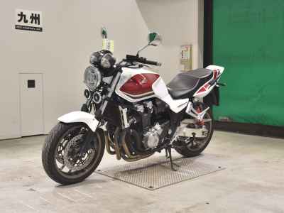 Honda CB1300SF 2021