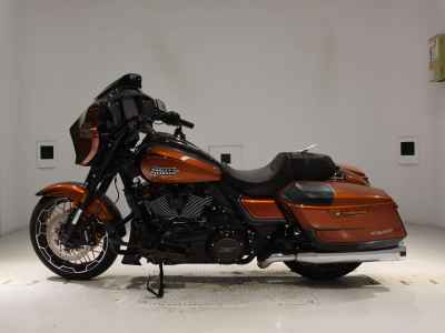 Harley-Davidson FLHXSE1980CVO 2023