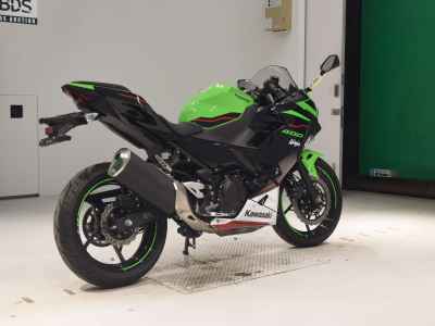 Kawasaki Ninja 400 2022