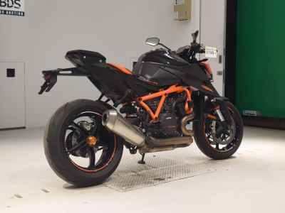 KTM 1290 Super Duke R 2020